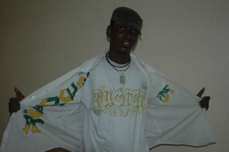 FUGITIF graff sur teuch