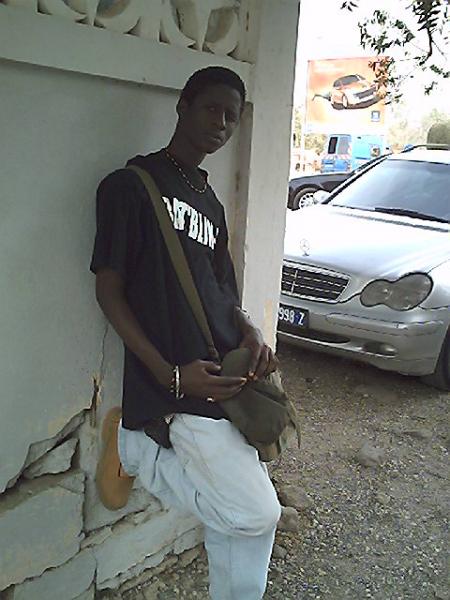 Yeuk sogga neck, wala