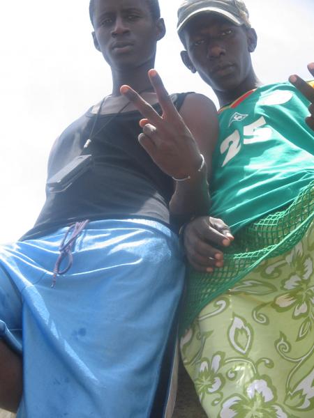 2Gun taan  �2B�dax� Cr3w� Di$$ n Malakal'rap