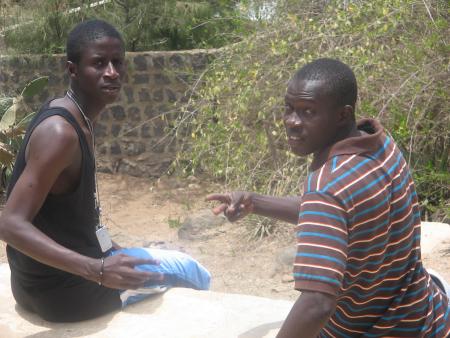 �2B�dax� Cr3w� Di$$ n E-lay