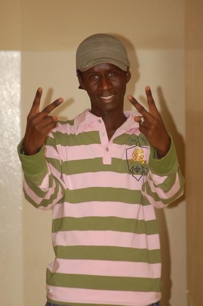 ������ 2GunTaanment votre������