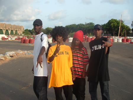 вαт' нαιℓℓσиѕ вℓιи-∂