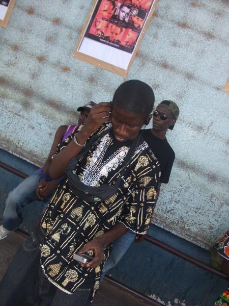 diss in da place to b..........