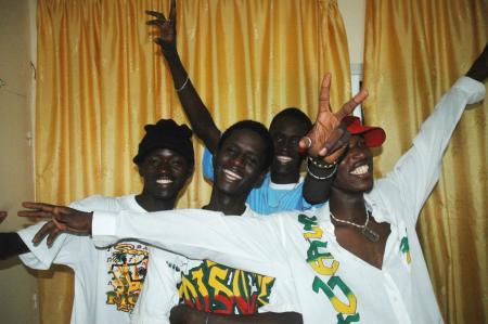 Zion only happyness, m�r di�kh contane dess