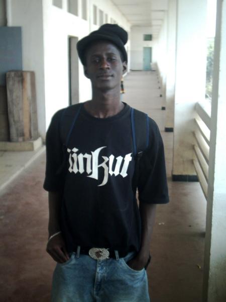 �nkut style de Diss: le noir et le blac st kif kif